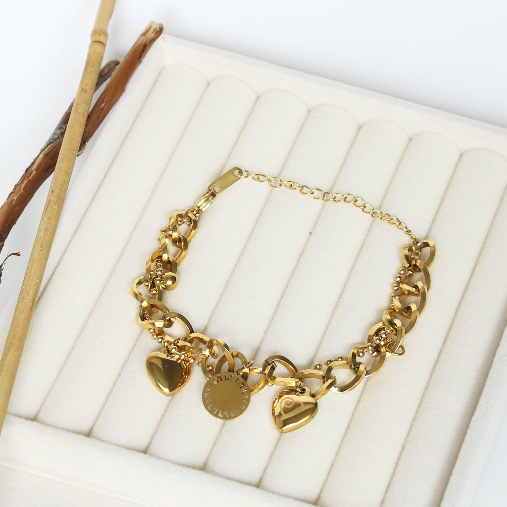 Valencia - Link Chain Heart Golden Bracelet