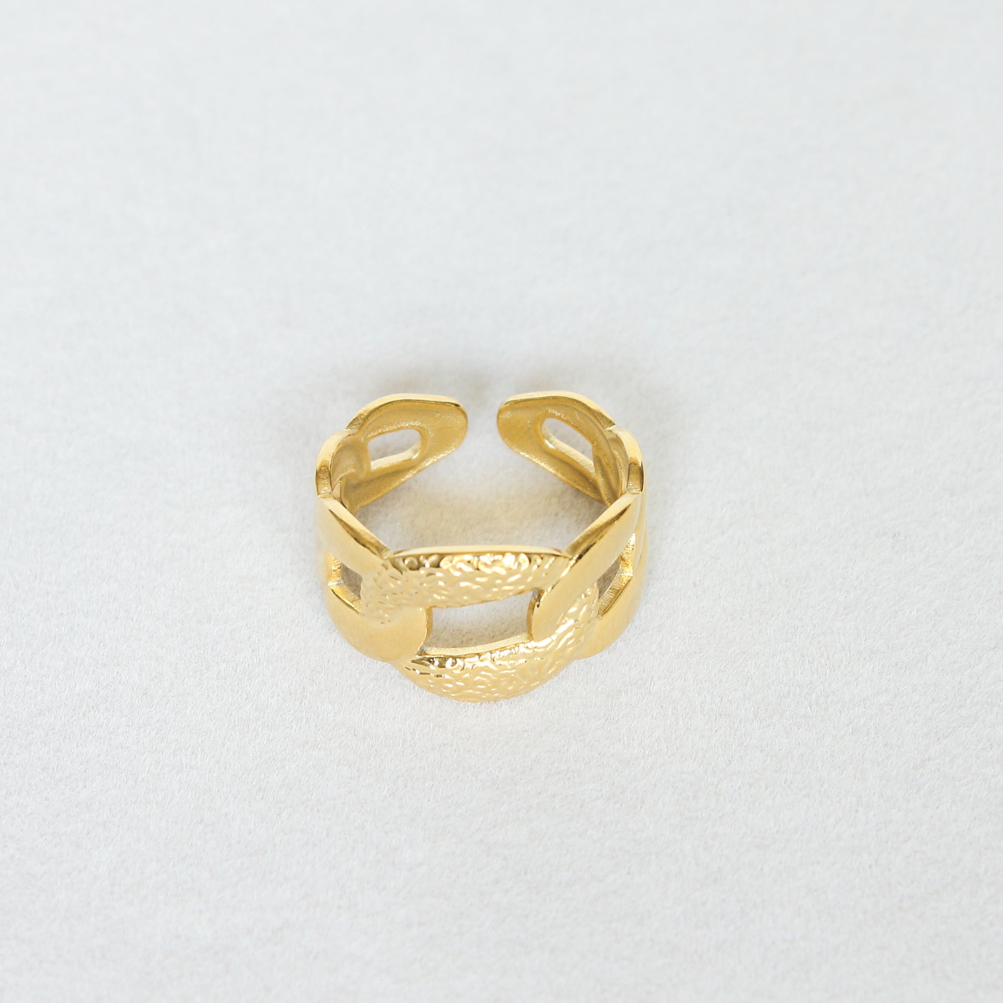 Ella Band Ring